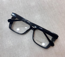 Carregar imagem no visualizador da galeria, Oculos De Grau Retangular Preto Pedrinhas Brilhante Strass