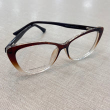 Carregar imagem no visualizador da galeria, Armação Renata Vasconcellos Gatinha Marrom Degrade Linda