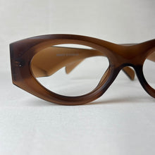 Carregar imagem no visualizador da galeria, Armação Marrom Arredondado Haste Grossa Personalidades Fosco