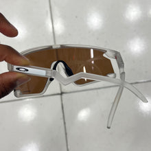 Carregar imagem no visualizador da galeria, Oculos De Sol BXTR Esportes Gelo