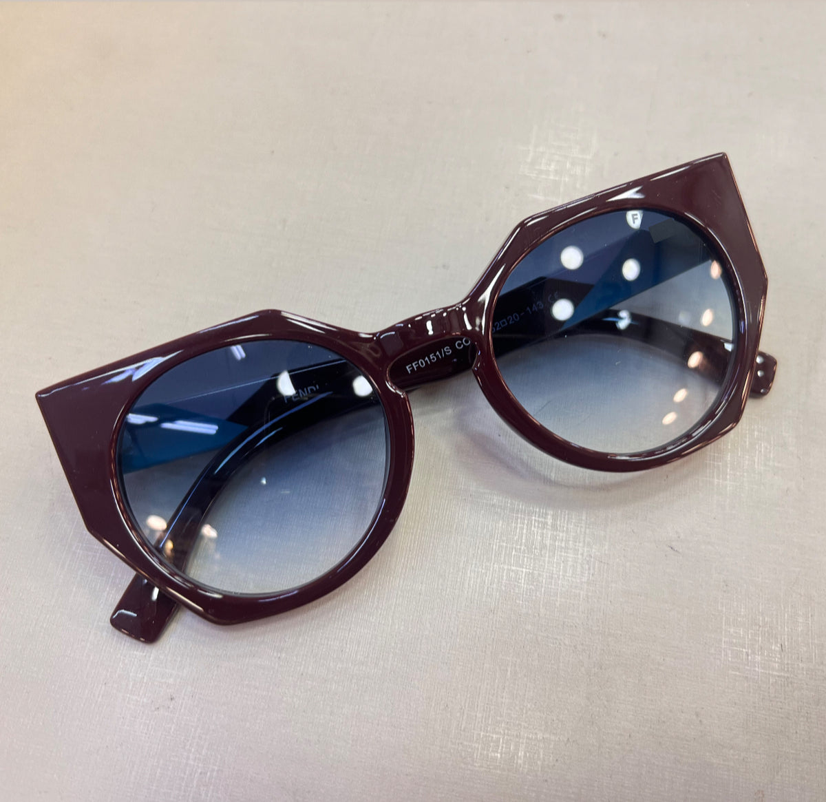 Oculos sol fendi gatinho feminino Ff0151 – Exclusivo Óculos Shop