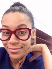 Carregar imagem no visualizador da galeria, Oculos de Grau Vermelho Geométrico Vinho Modelo Nairobi haste grossa