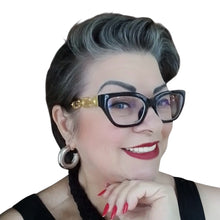 Carregar imagem no visualizador da galeria, Armação Gatinho Retangular Preta Haste Dourada Estilo Corrente Exótica