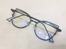 Carregar imagem no visualizador da galeria, Oculos de grau gatinho preto metal exclusivo Sapatinho Botinha