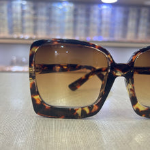 Carregar imagem no visualizador da galeria, oculos katrine Brown quadrado tartaruga oncinha grande Bem Grande