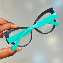 Carregar imagem no visualizador da galeria, Armação Verde Claro Gatinha Classico Grande