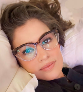 oculos armação de grau Renata Vasconcellos Gatinho Marrom Degrade Linda