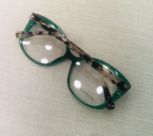 Oculos Verde Escuro Translúcido Grande Glamour