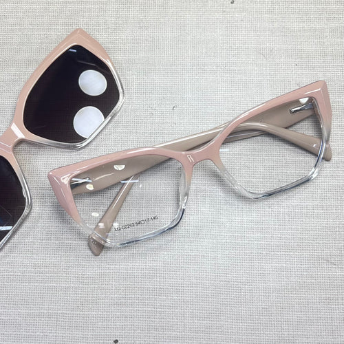 Oculos De Grau Clipon 2 EM 1 Nude Gatinha Personalidades