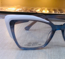 Carregar imagem no visualizador da galeria, Oculos De Grau Duas Cores Grande Gatinho Lilas E Branco