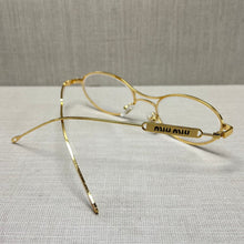 Carregar imagem no visualizador da galeria, Oculos Virginia Dourado Metal Oval Pequeno
