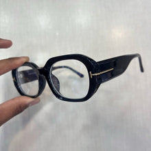 Carregar imagem no visualizador da galeria, Oculos Preto Oval Sua Versão Mais Sofisticada