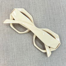 Carregar imagem no visualizador da galeria, Oculos De Grau Dubai  Creme Grande Haste Grossa