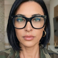 Carregar imagem no visualizador da galeria, Oculos de grau Adele Preto Grande Haste grossa Tendencia