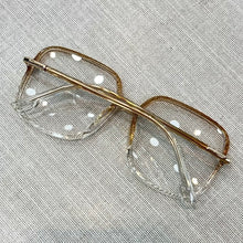 Carregar imagem no visualizador da galeria, Armacao Transparente Dourada Quadrada Bem Grande