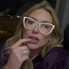 Carregar imagem no visualizador da galeria, Armação de grau Gatinha Branco Metal Chiquetoso