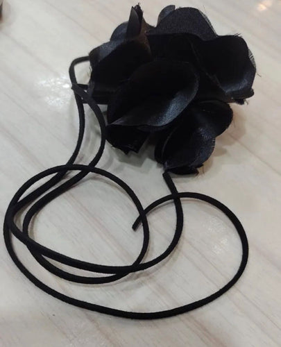 Colar Choker  Flor Para Pescoço Tecido Preto Cordão Ajustavel