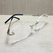 Carregar imagem no visualizador da galeria, Oculos Virgínia Balgriff Lente Flutuante Haste Prata