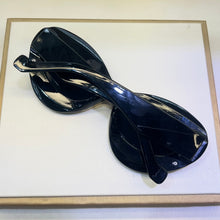 Carregar imagem no visualizador da galeria, Oculos de sol Exótico Preto Exclusivo