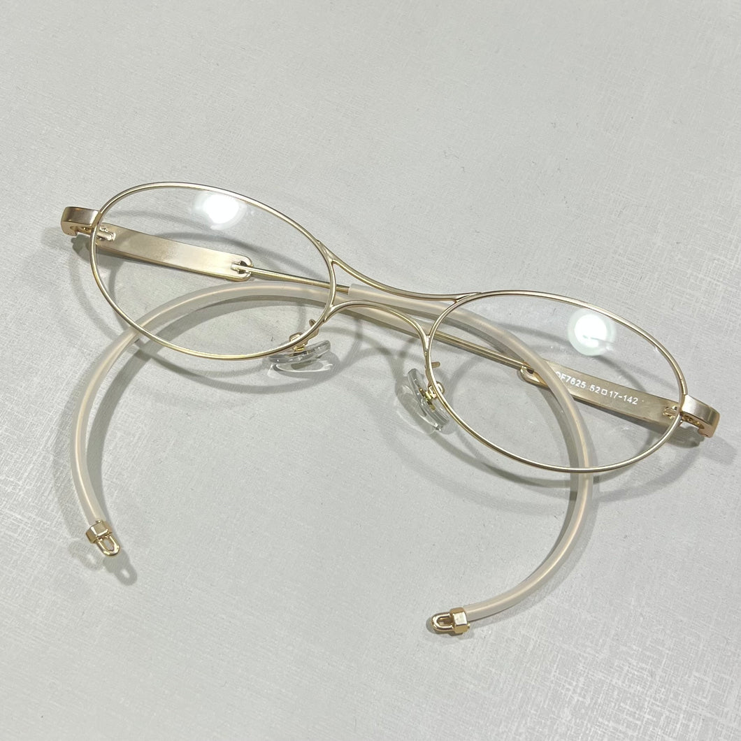 Óculos Pequeno Oval Metal Dourado Virgínia