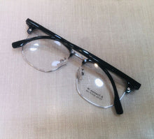 Carregar imagem no visualizador da galeria, Oculos de Grau Mano Brown Masculino Clubmaster