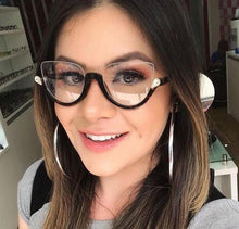 Carregar imagem no visualizador da galeria, Armação de grau Felicia metade do aro gatinho cor tartaruga