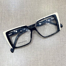 Carregar imagem no visualizador da galeria, Armacao Quadrada Elegante Preto e Branco