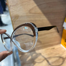 Carregar imagem no visualizador da galeria, Armação Renata Marrom Degrade Grande Equilibra e Valoriza