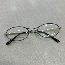 Carregar imagem no visualizador da galeria, Oculos Ana Castela Preto Pequeno Oval Metal