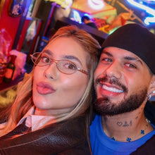 Carregar imagem no visualizador da galeria, Óculos Pequeno Oval Metal Dourado Virgínia