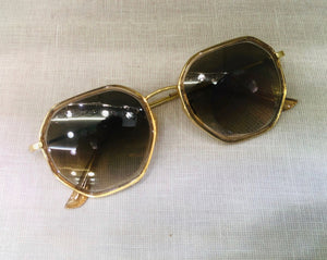 Óculos de SOL Marrom com Dourado Lentes Degrade Marshal