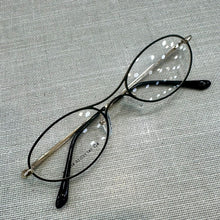Carregar imagem no visualizador da galeria, Oculos Ana Castela Preto Pequeno Oval Metal