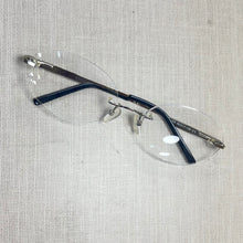 Carregar imagem no visualizador da galeria, Oculos Virgínia Balgriff Lente Flutuante Haste Prata
