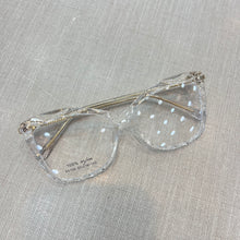 Carregar imagem no visualizador da galeria, ArmaçãoTransparente Cristal Clipon Mulher Magnética