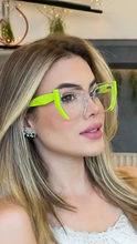 Carregar imagem no visualizador da galeria, Oculos de Grau Transparente Verde Limao Geometrico