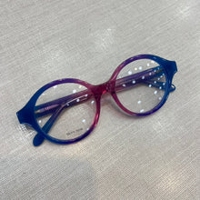 Carregar imagem no visualizador da galeria, Armacao Redonda Retro Vermelho e Azul Modelo Marseli