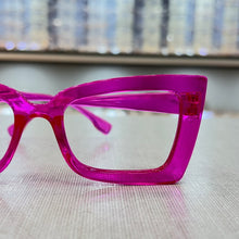 Carregar imagem no visualizador da galeria, Oculos Rosa Shock Gatinha Pink Juju Salimeni