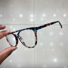 Carregar imagem no visualizador da galeria, Armação Feminina Tartaruga Azul Para Quem Tem Estilo Próprio