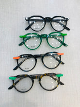 Carregar imagem no visualizador da galeria, Oculos De Grau Redondo Pequeno Detalhe Verde Unissex