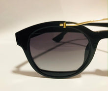 Carregar imagem no visualizador da galeria, Oculos de Sol Feminino Quadrado Preto Glamuroso