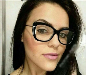 Oculos De Grau Quadrado Preto Feminino Haste Dourada