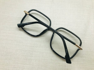 Oculos de Grau Feminino Quadrado Todo Preto Bem Grande