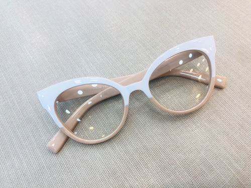 Oculos Armação de grau branca  gatinha metade rosa