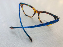 Carregar imagem no visualizador da galeria, Oculos Exclusivo Tartaruga com a Haste Azul Top em Acetato