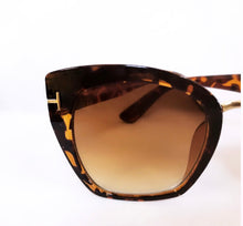 Carregar imagem no visualizador da galeria, Oculos de sol oncinha formato gatinho feminino Glamour - OFSGATOA1