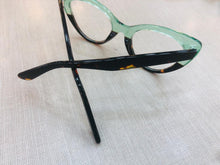 Carregar imagem no visualizador da galeria, Oculos De Grau Verde Transparente Gatinha Classico Grande