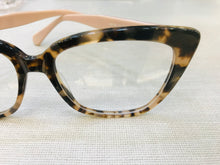 Carregar imagem no visualizador da galeria, Oculos de grau tartaruga com hastes rose classico lindo - OGFGATTA5