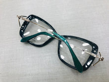 Carregar imagem no visualizador da galeria, Oculos de grau quadrado cor exclusiva verde brilhoso grande - OFGQUAVE2