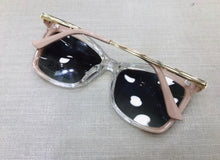 Carregar imagem no visualizador da galeria, Oculos De Grau Clipon 2 EM 1 Nude Transparente Quadrado Lindo