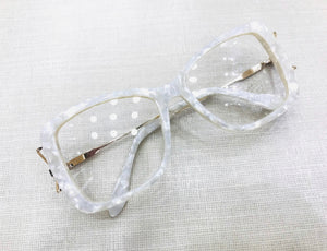 Oculos de grau quadrado branco madreperola grande feminino